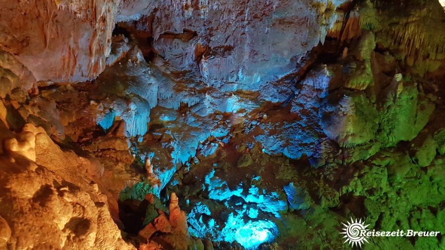 DJH_Erpfingen_Bärenhöhle_Tropfsteine DJH_Erpfingen_Bärenhöhle_Tropfsteine