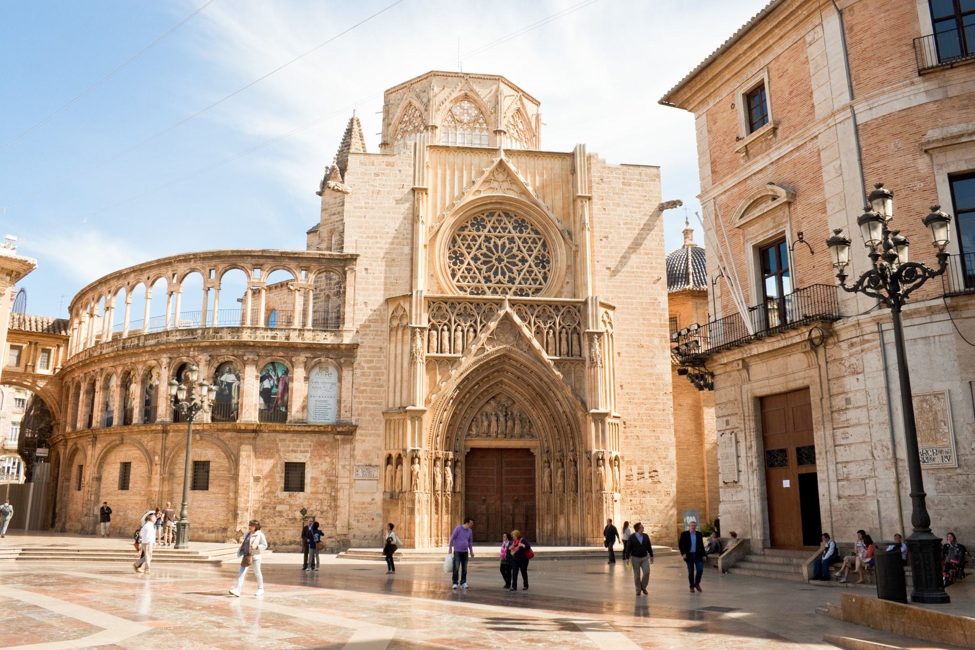 Valencia-Panorama-2000x1333